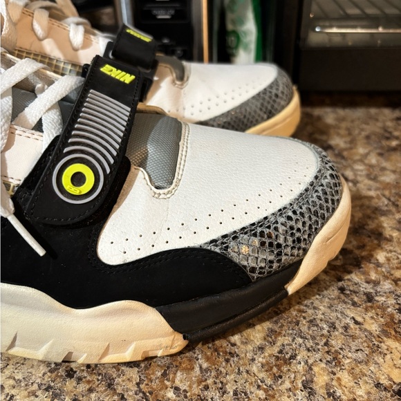 NIKE BO JAX AIR TRAINER SNEAKERS MENS. - Picture 11 of 15